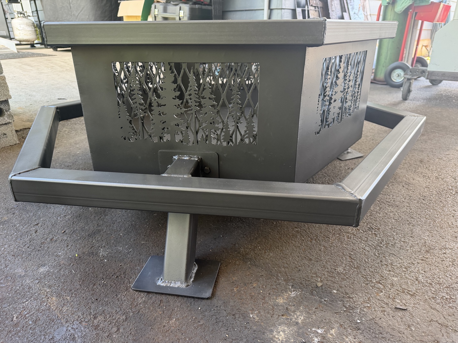 Decorative metal fire pit